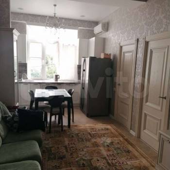 Продается Многокомнатная квартира, 75 м²