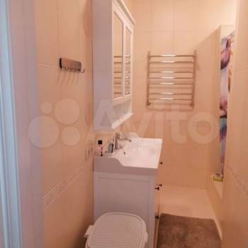 Продается Многокомнатная квартира, 75 м²