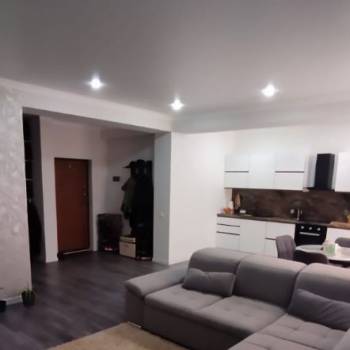 Продается 2-х комнатная квартира, 74,4 м²