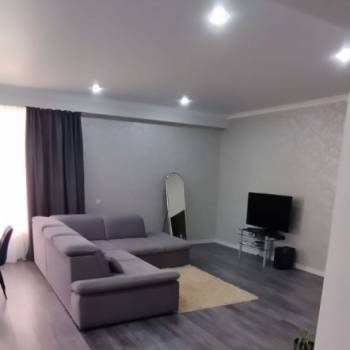 Продается 2-х комнатная квартира, 74,4 м²