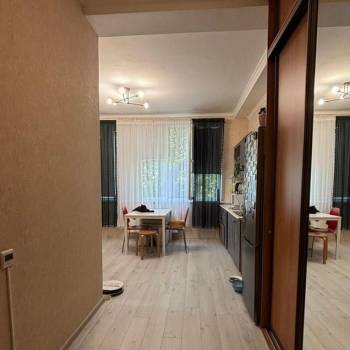 Продается 1-комнатная квартира, 30 м²