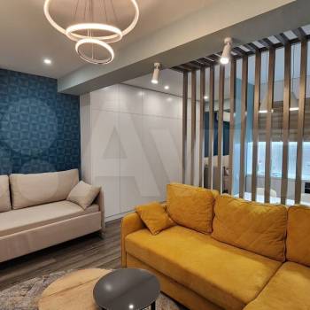 Продается 1-комнатная квартира, 42,5 м²