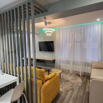 Продается 1-комнатная квартира, 42,5 м²