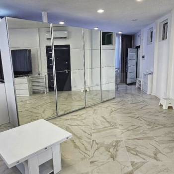 Сдается Многокомнатная квартира, 150 м²