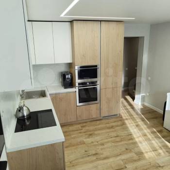 Продается 2-х комнатная квартира, 64 м²