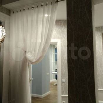 Продается 1-комнатная квартира, 65 м²