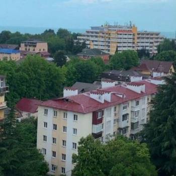 Продается 1-комнатная квартира, 65 м²