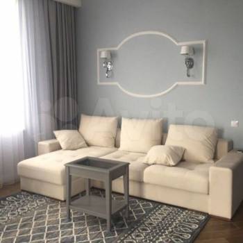 Продается 1-комнатная квартира, 65 м²