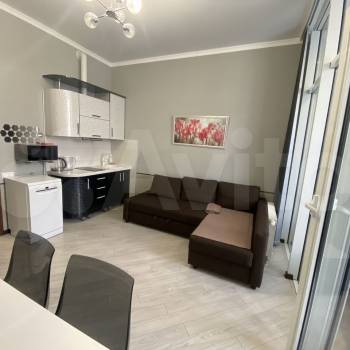 Продается 1-комнатная квартира, 37 м²