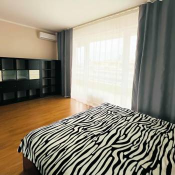 Продается 3-х комнатная квартира, 93 м²