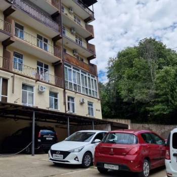 Продается 1-комнатная квартира, 65,3 м²