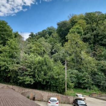 Продается 1-комнатная квартира, 65,3 м²