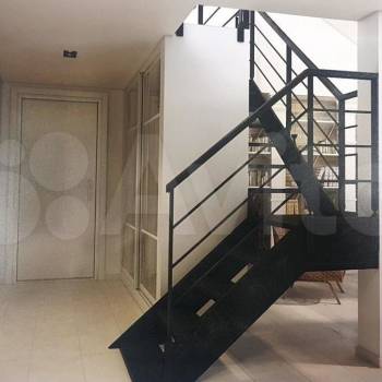 Продается Многокомнатная квартира, 101 м²