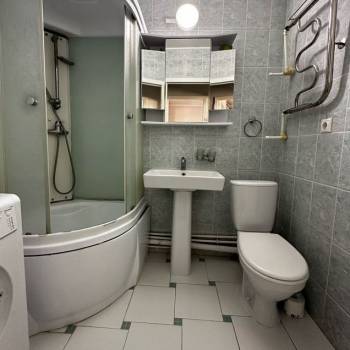 Продается 1-комнатная квартира, 33 м²