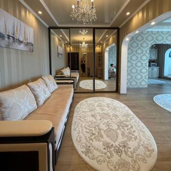 Продается 1-комнатная квартира, 52,5 м²