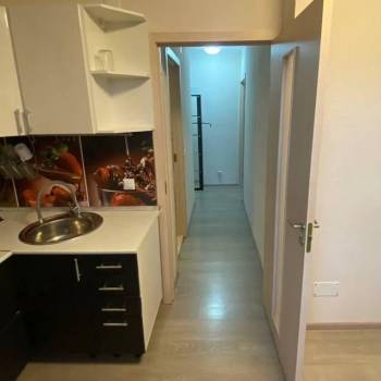 Продается 1-комнатная квартира, 33 м²