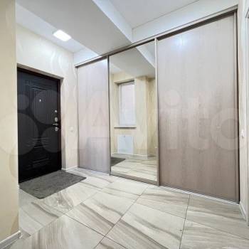 Сдается 1-комнатная квартира, 42 м²