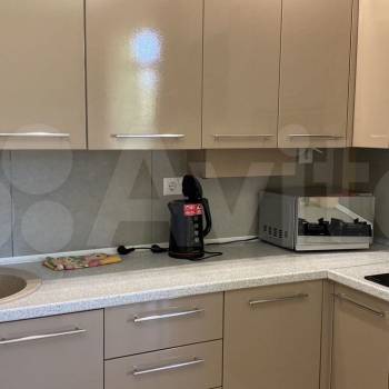 Сдается 1-комнатная квартира, 42 м²