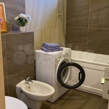 Сдается 1-комнатная квартира, 42 м²