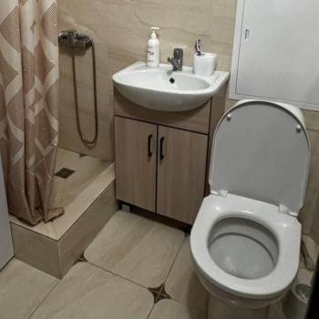 Продается 1-комнатная квартира, 32 м²