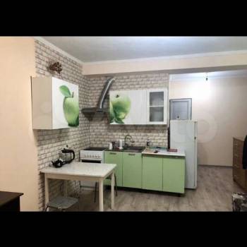 Продается 1-комнатная квартира, 36 м²