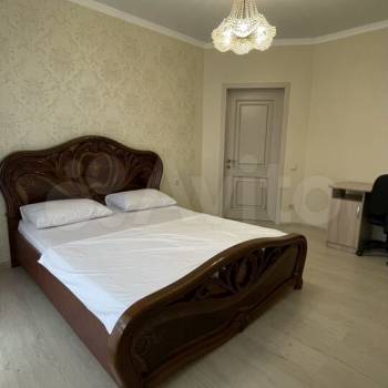 Продается Многокомнатная квартира, 112 м²