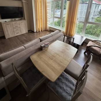 Продается 1-комнатная квартира, 42,5 м²