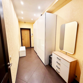 Продается 2-х комнатная квартира, 52 м²