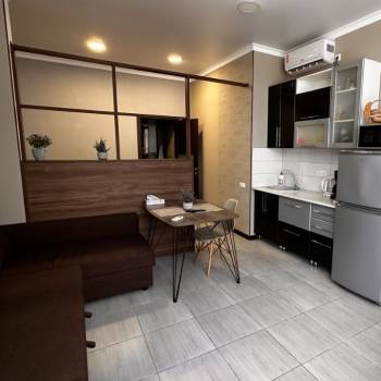 Продается 1-комнатная квартира, 37 м²