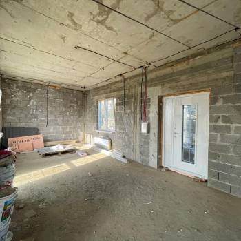 Продается Дом, 180 м²