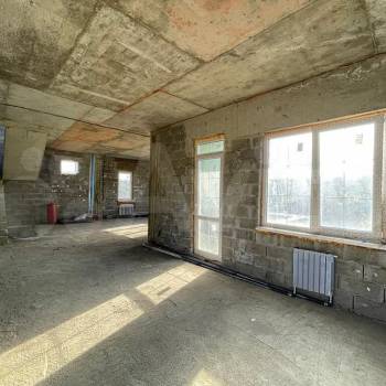 Продается Дом, 180 м²