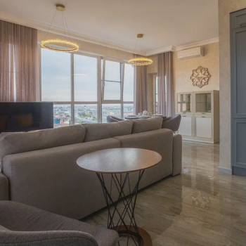 Сдается 2-х комнатная квартира, 65 м²