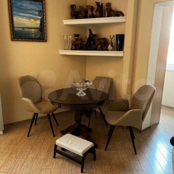 Продается 1-комнатная квартира, 52 м²