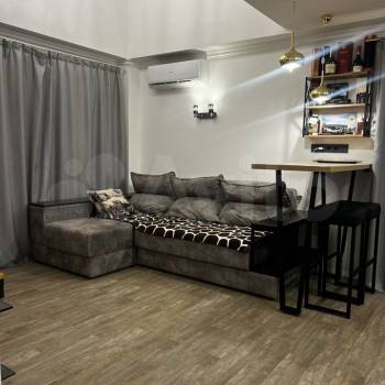 Продается 1-комнатная квартира, 45 м²