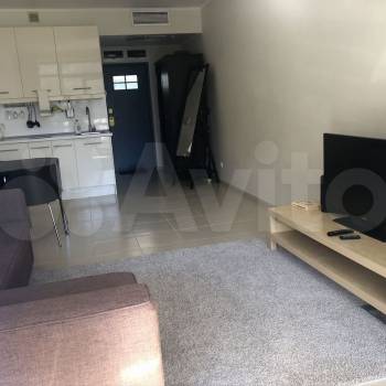 Продается 1-комнатная квартира, 47,7 м²