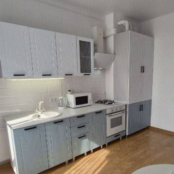 Продается 1-комнатная квартира, 38 м²