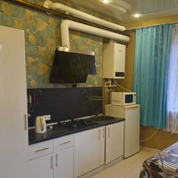 Продается 1-комнатная квартира, 40 м²