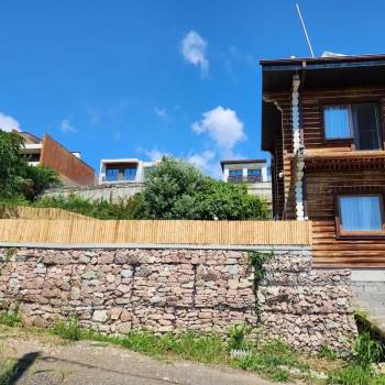 Продается Дом, 330 м²