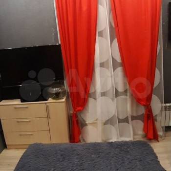 Продается 1-комнатная квартира, 63,3 м²