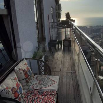 Продается 1-комнатная квартира, 63,3 м²