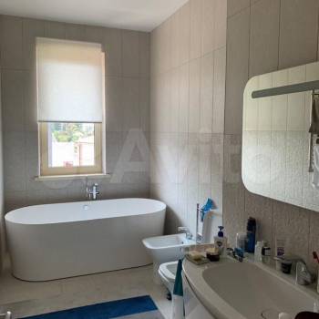 Продается Дом, 308 м²