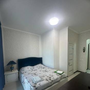 Сдается Многокомнатная квартира, 90 м²
