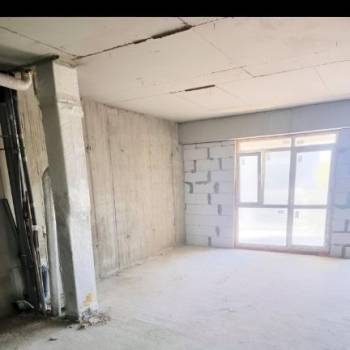 Продается 1-комнатная квартира, 58 м²