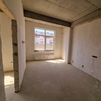 Продается 1-комнатная квартира, 40 м²