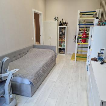 Продается 3-х комнатная квартира, 93 м²