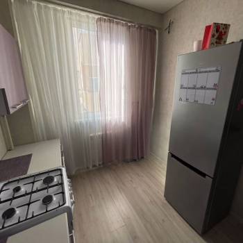 Продается 1-комнатная квартира, 34 м²