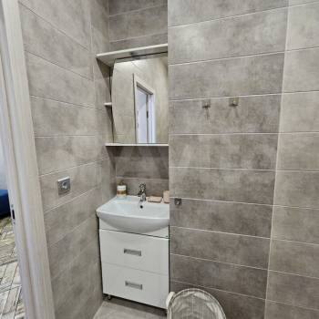 Продается 2-х комнатная квартира, 42 м²