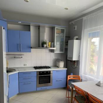 Продается Многокомнатная квартира, 115 м²