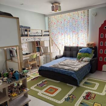 Продается Дом, 308 м²