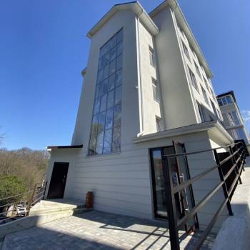 Продается 1-комнатная квартира, 32 м²